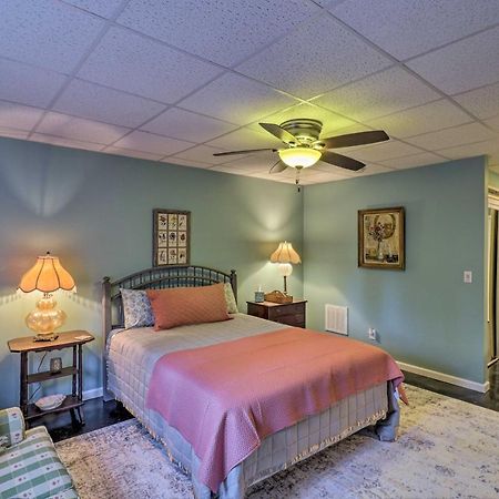 Private Hendersonville Hideaway With Fire Pit! ภายนอก รูปภาพ