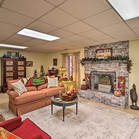 Private Hendersonville Hideaway With Fire Pit! ภายนอก รูปภาพ
