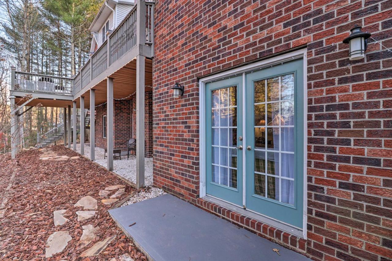 Private Hendersonville Hideaway With Fire Pit! ภายนอก รูปภาพ