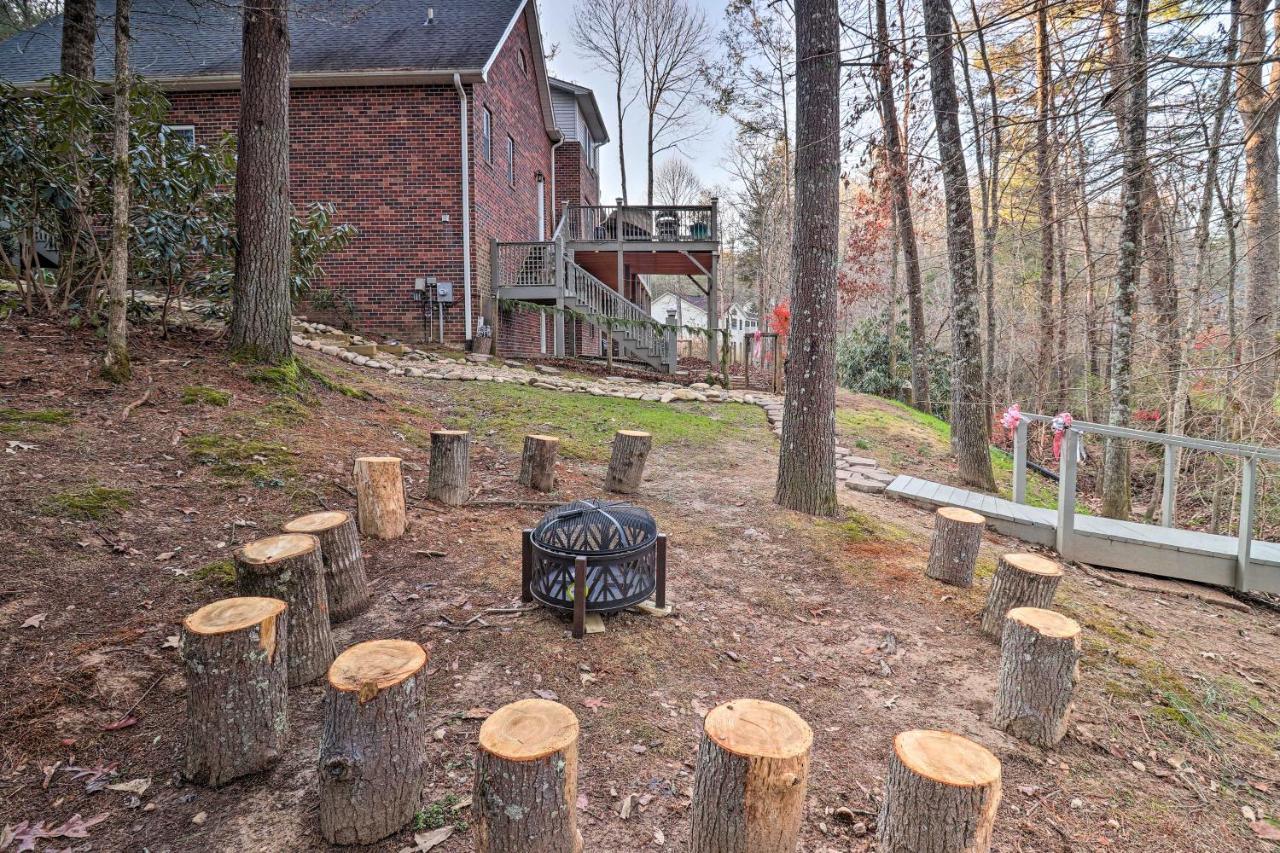 Private Hendersonville Hideaway With Fire Pit! ภายนอก รูปภาพ