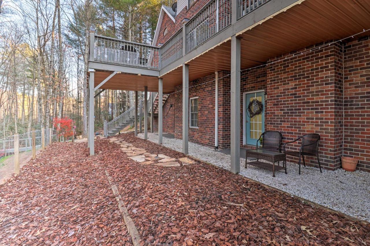Private Hendersonville Hideaway With Fire Pit! ภายนอก รูปภาพ